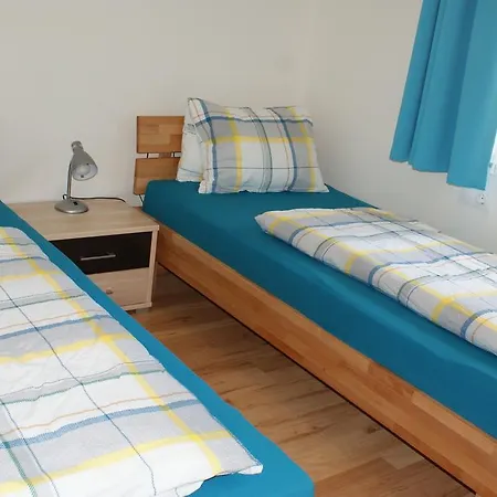 Apartment Appartementhaus Monika Flattach