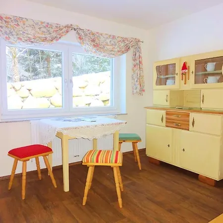 Apartment Appartementhaus Monika Flattach