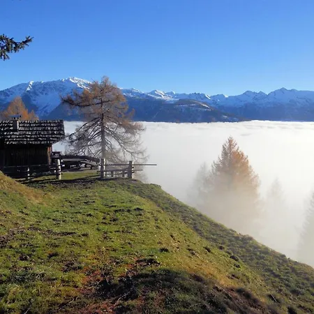 Appartementhaus Monika * Флаттах