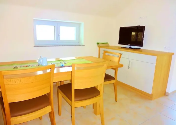 Appartementhaus Monika * Flattach